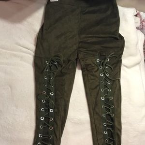 Dark green tie up capris